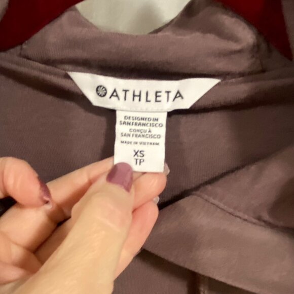 Athleta Seasoft Bubble Hem Hoodie‎ in Smokey Rose Size XS - Picture 2 of 8